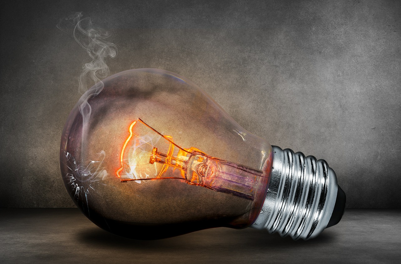Consumeren Buiten een vergoeding 2023 | Welke lamp kies ik om energiezuinig te verlichten? •  MijnKluswijzer.nl